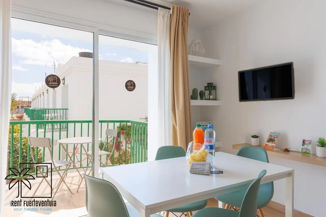 דירות Passion Pool View & Wifi By Irent Fuerteventura קורלחו
